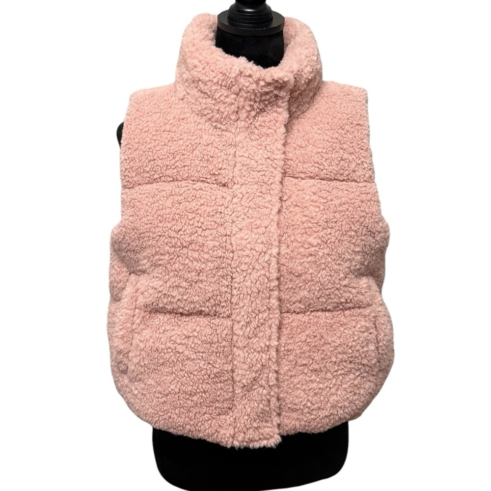 NWTFate by LFD Size Small Pink Teddy Vest.